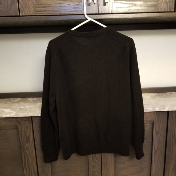Uniqlo Cashmere Sweater Black - Picture 2 of 4